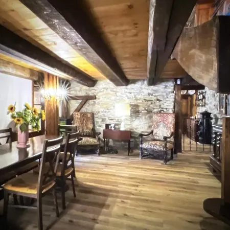 New Chalet Fenny Near Slopes By Nest Feriehus Breuil-Cervinia